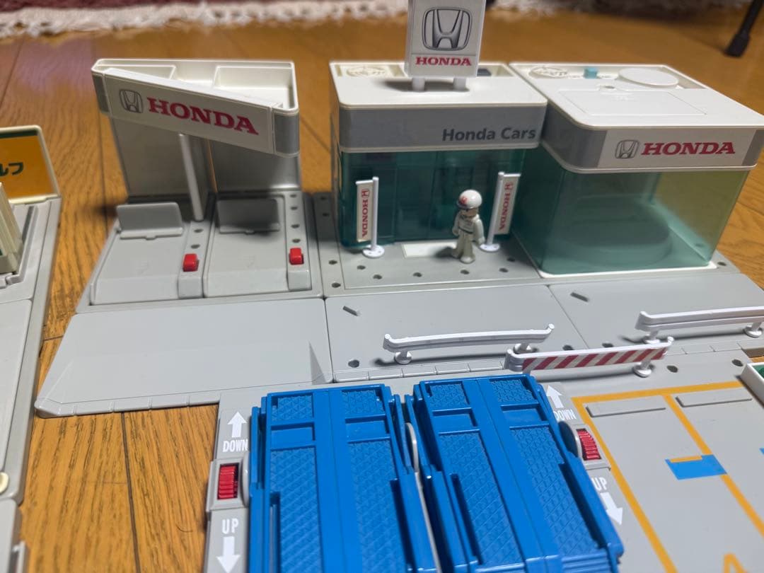 トミカタウン7点まとめ売り＊HONDAセブンイレブンJOMOオートバックス交番…