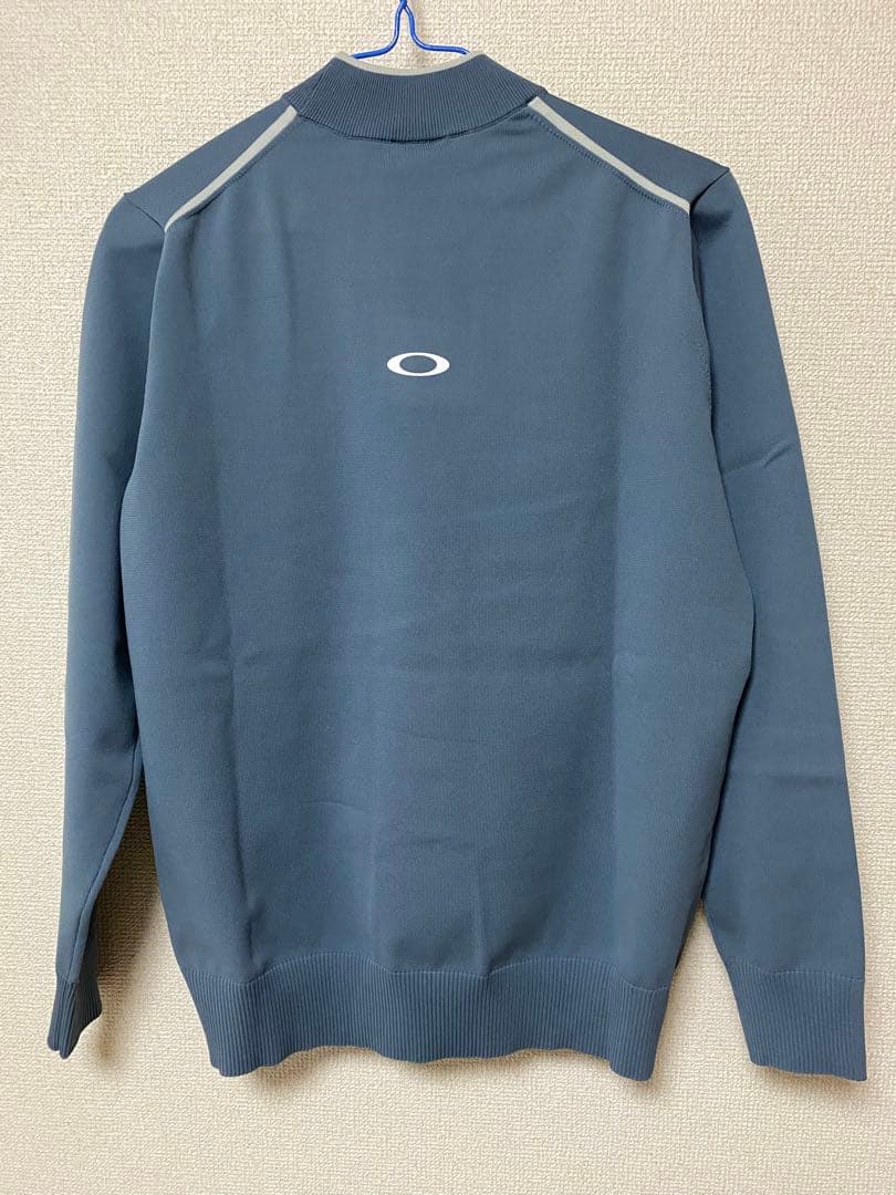 値下げしました！　OAKLEY セーター