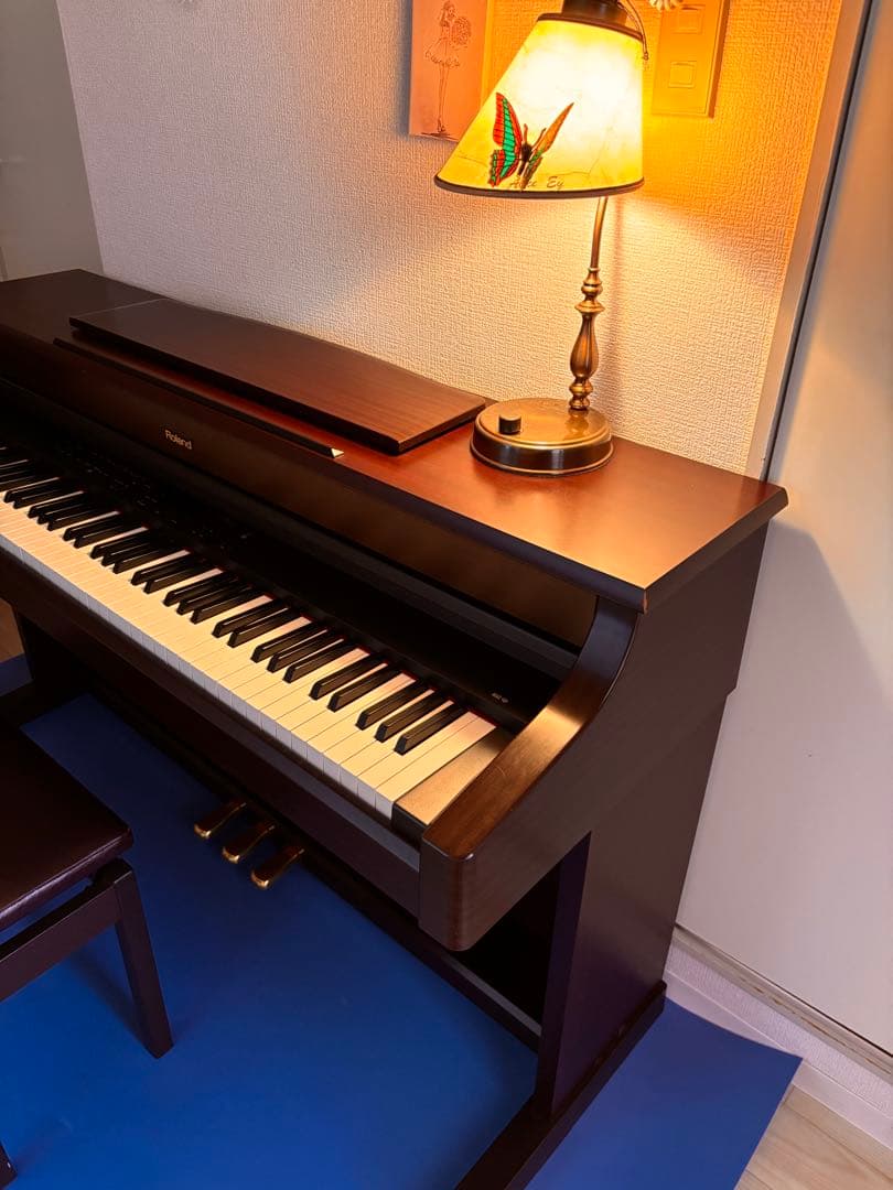 鍵盤楽器 Rare! Roland HP337R Digital Piano