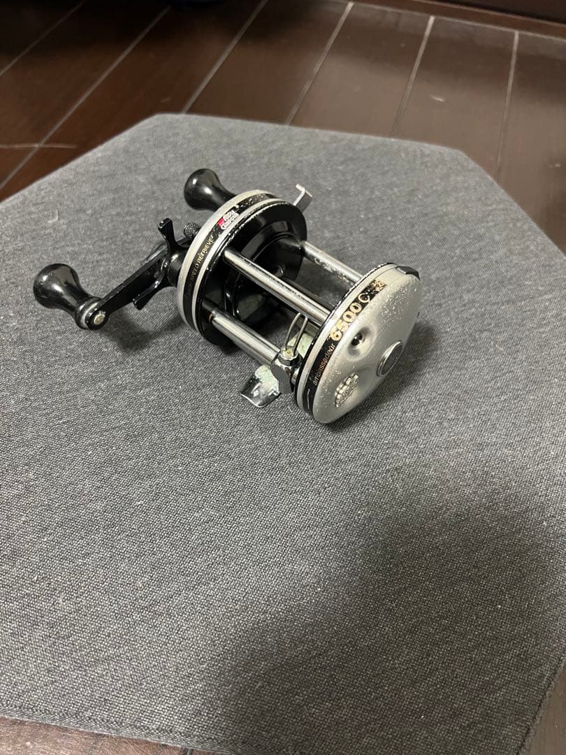 ABU 6500C 雷魚　鯰　ナマズライギョ