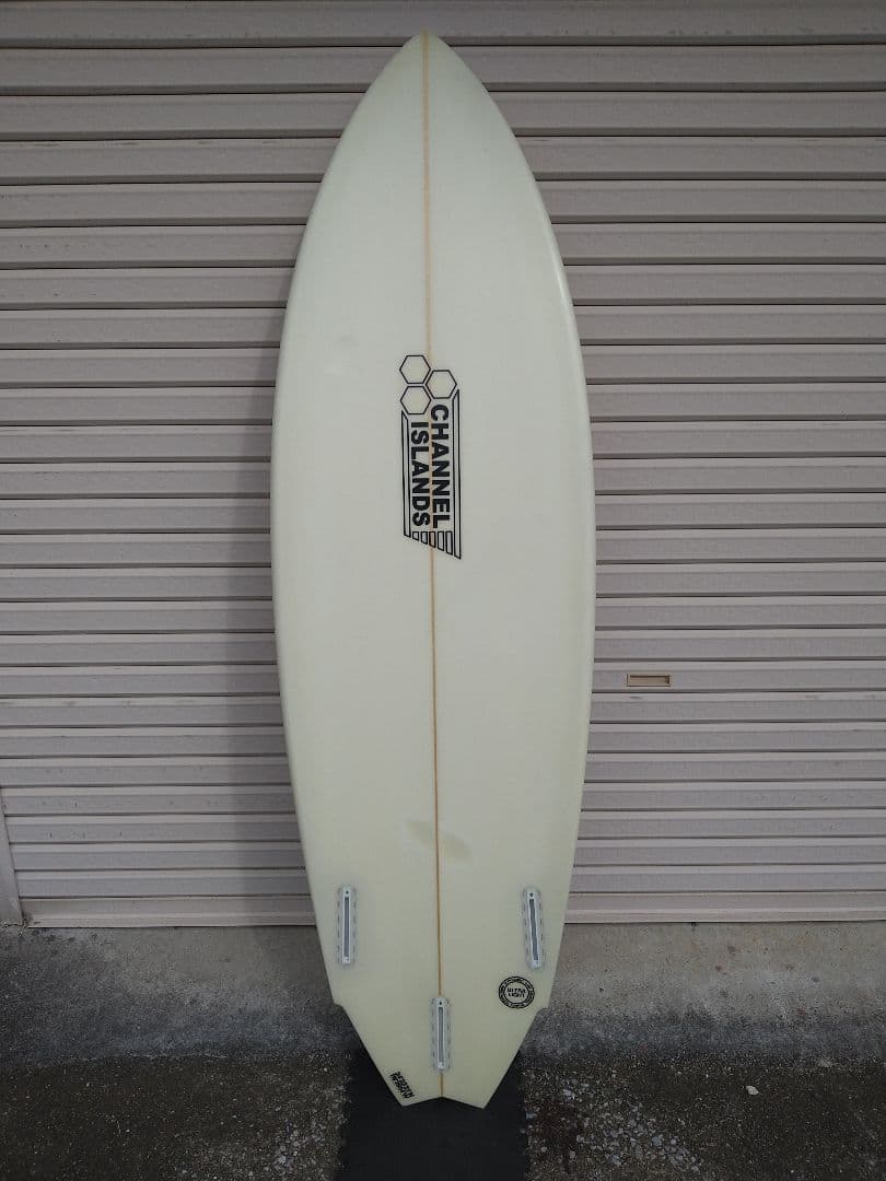 【surfaboy】　Channl s Twinfin5‘9