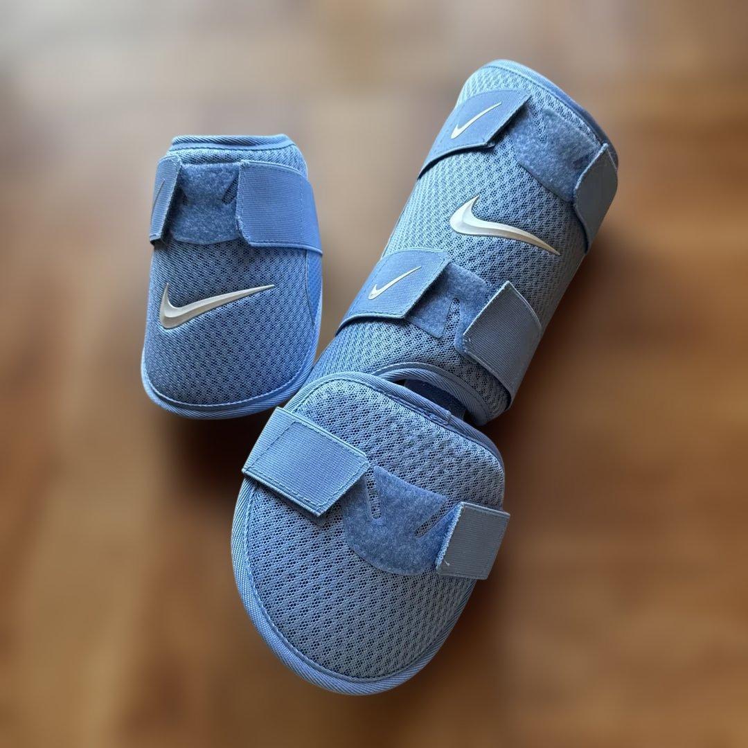 Nikeブルーナイキレッグガード エルボーガードセット販売大人用ワンサイズ