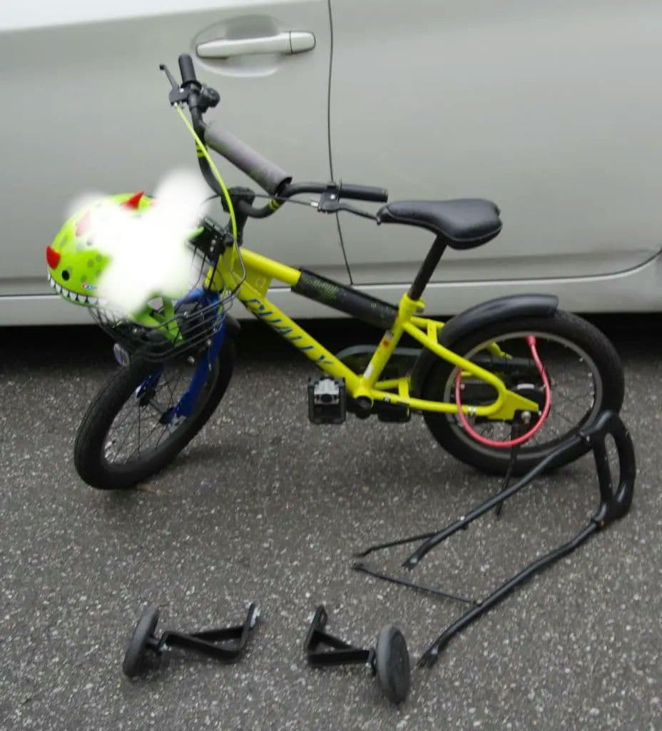 幼児用自転車、補助輪、コーチハンドル、折畳みペダル、ジュニアシート付