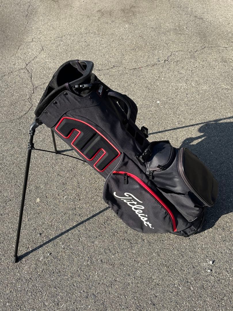 Titleist スタンド式ゴルフバッグ 黒