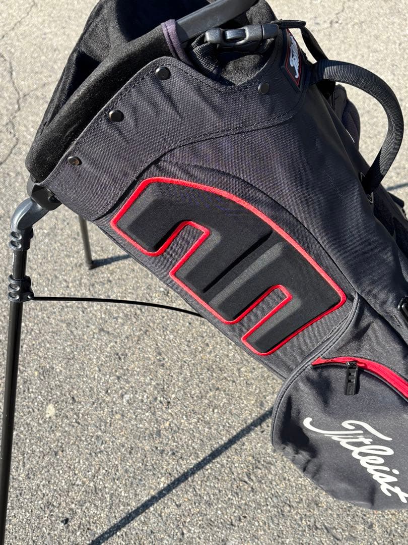 Titleist スタンド式ゴルフバッグ 黒