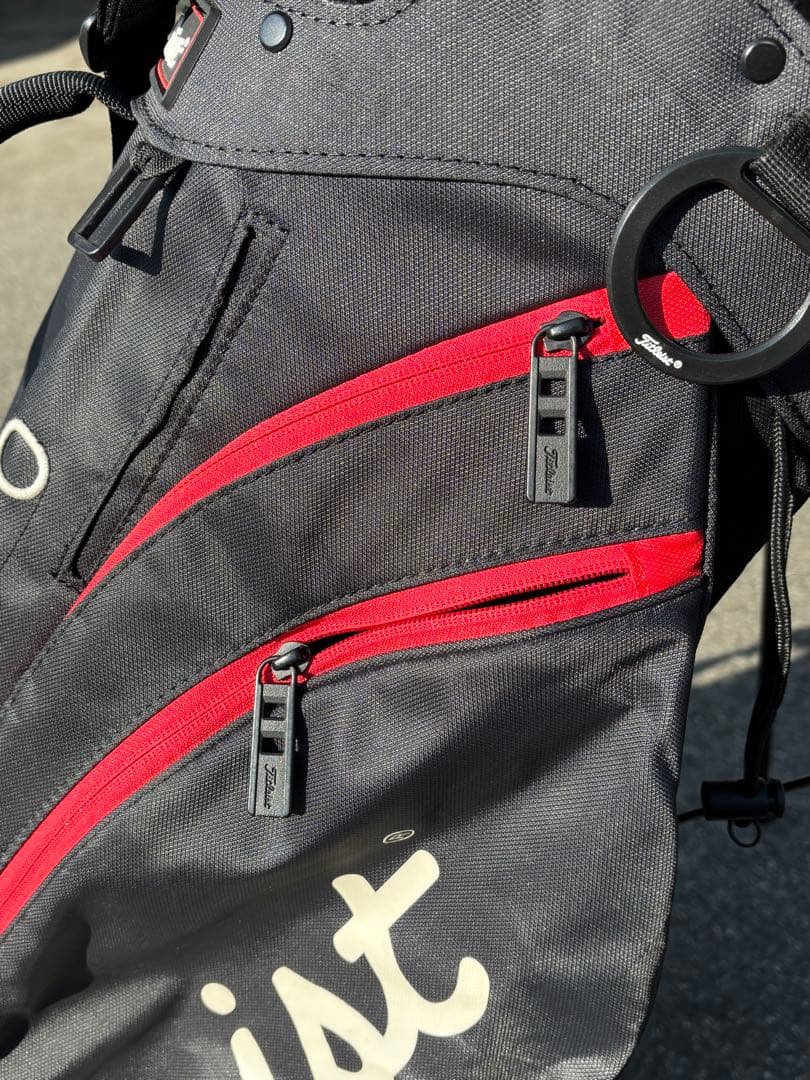 Titleist スタンド式ゴルフバッグ 黒