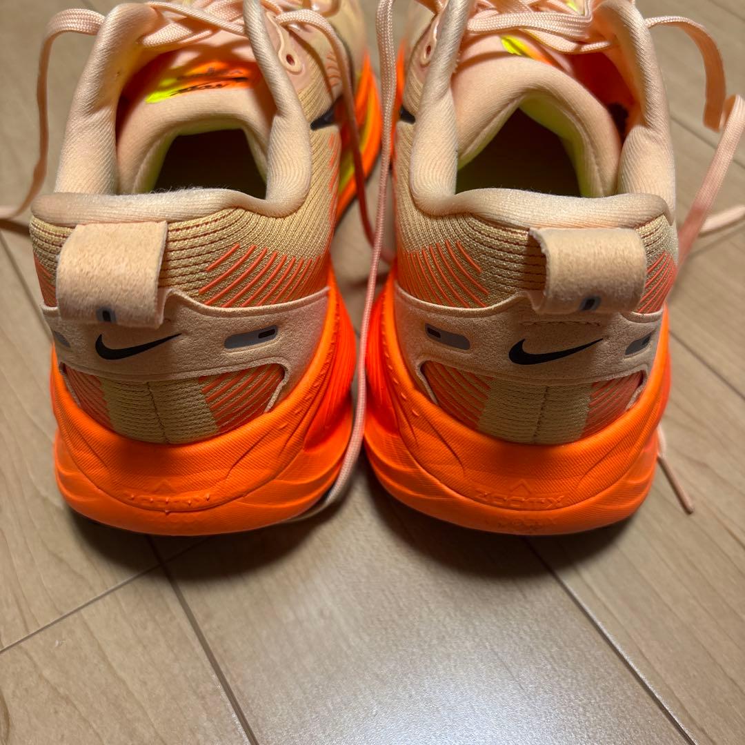 Nike ランニングシューズ zoom ボメロ18 26.5