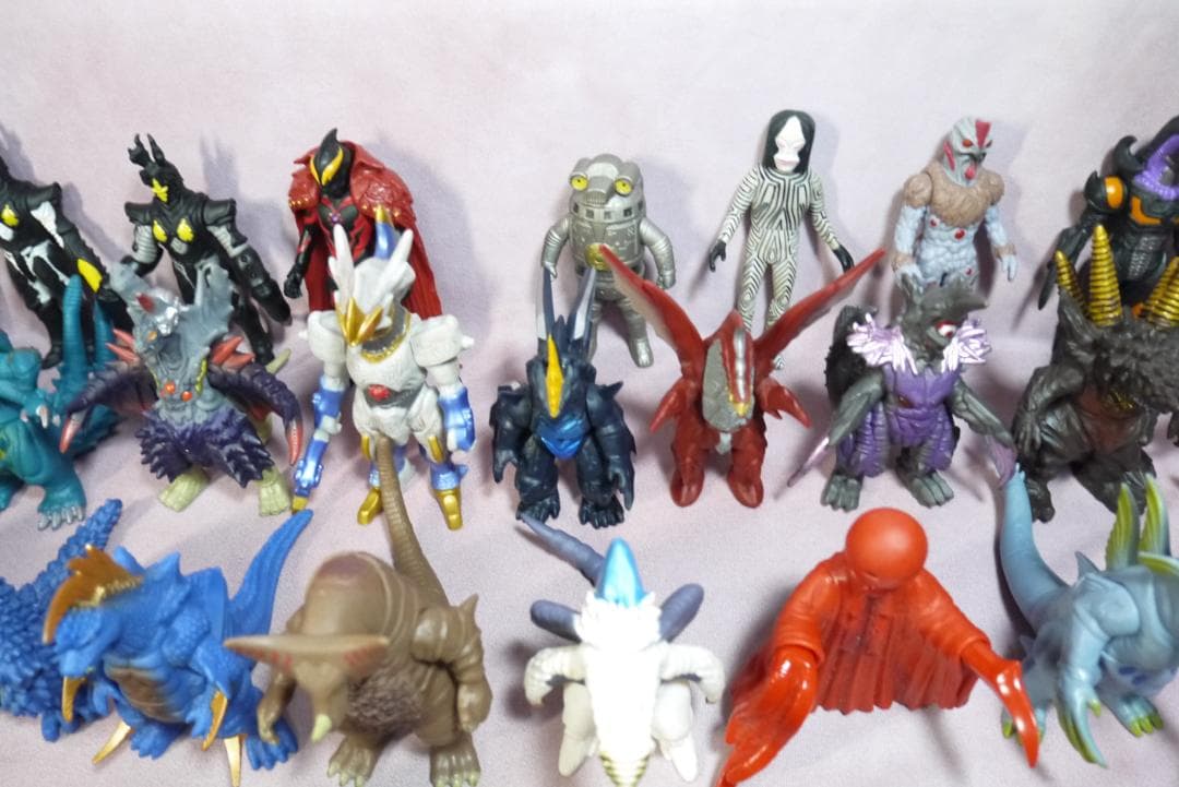 ウルトラ怪獣シリーズ500　怪獣ソフビ　69体