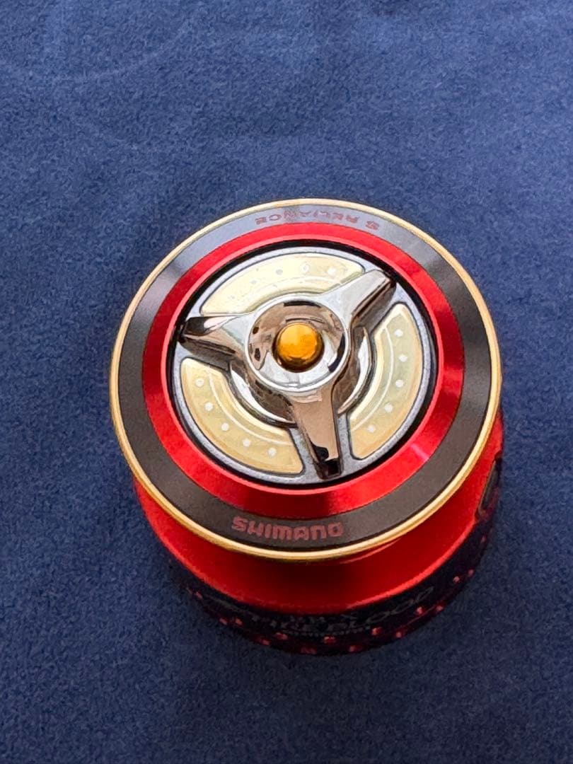 シマノ　夢屋　BBX ファイヤブラッド　P2500D スプールとケース　美品！