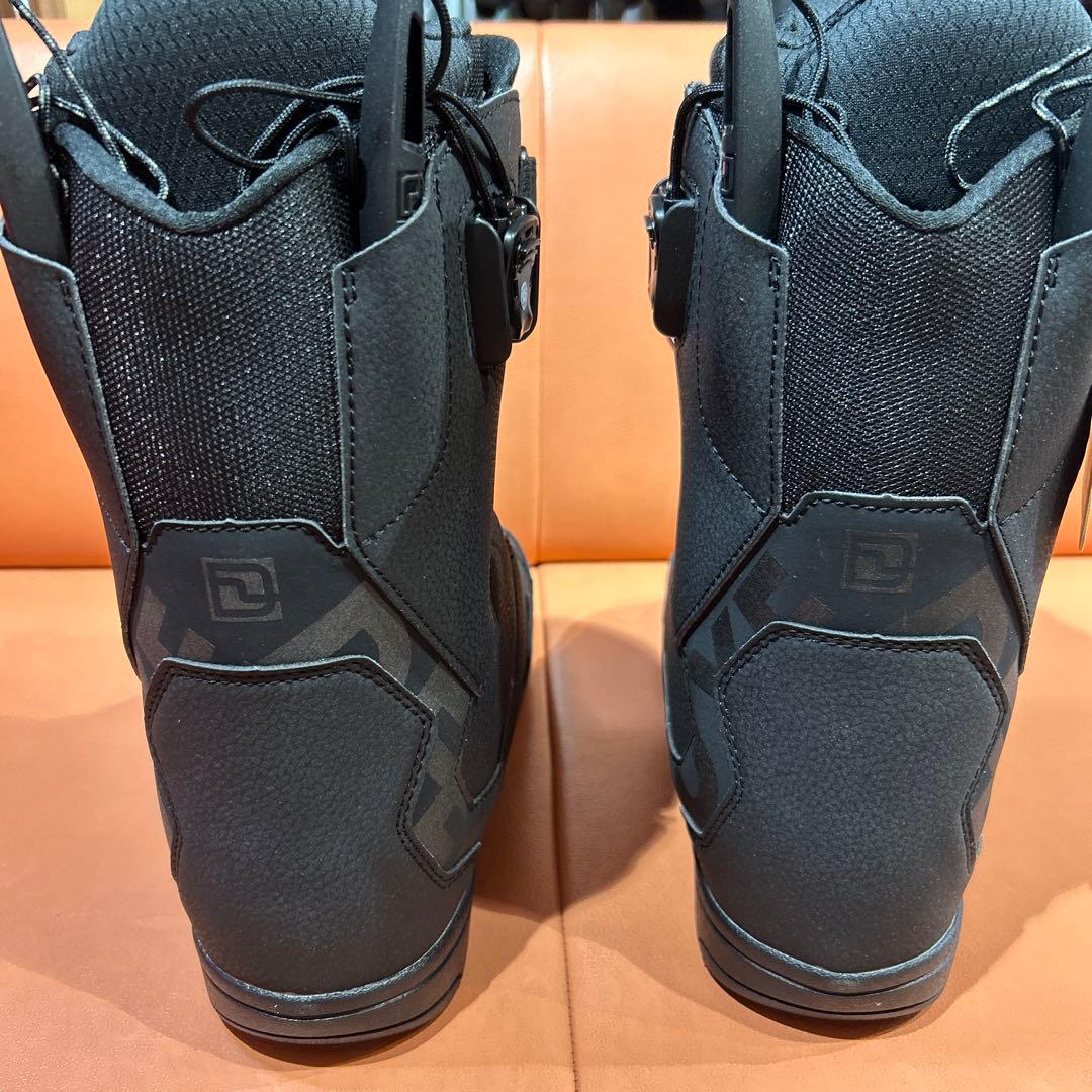 新品 22-23 DEELUXE Team ID Lara 23cm