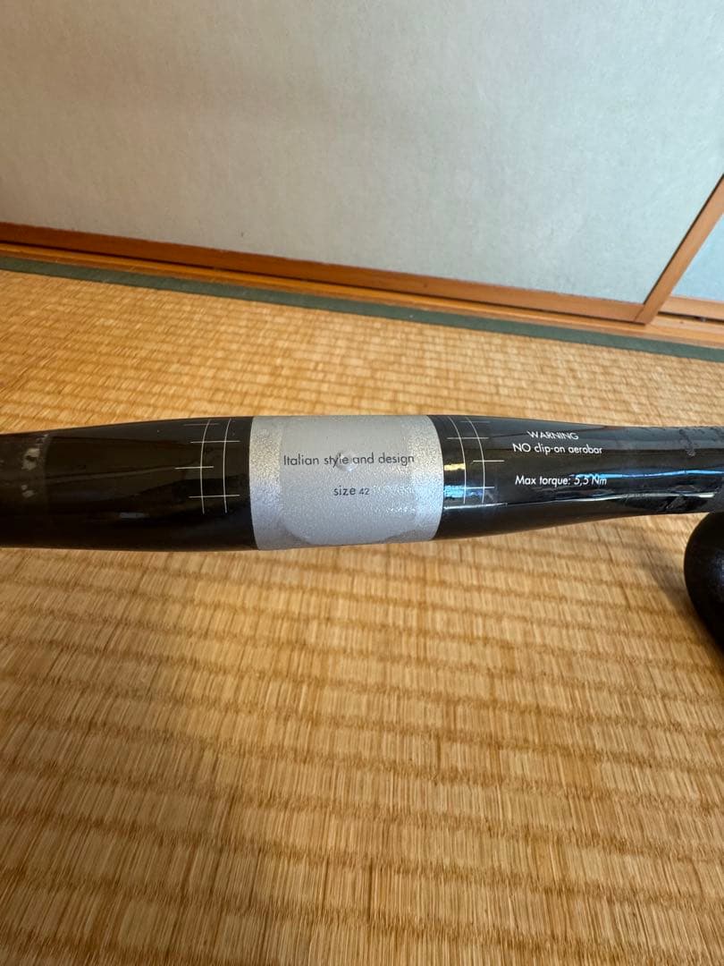 3T ERGOSUM LTD カーボンハンドル　サイズ42