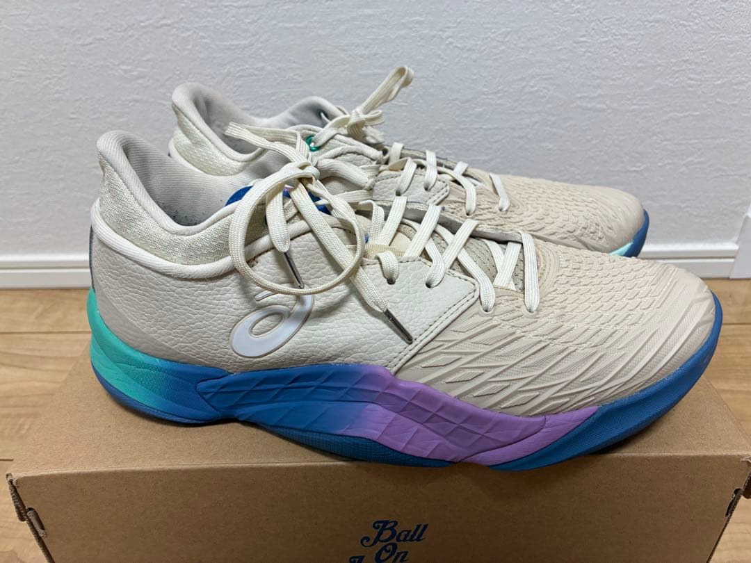 asics　ボーラホリックUNPRE ARS LOW 27.5cm