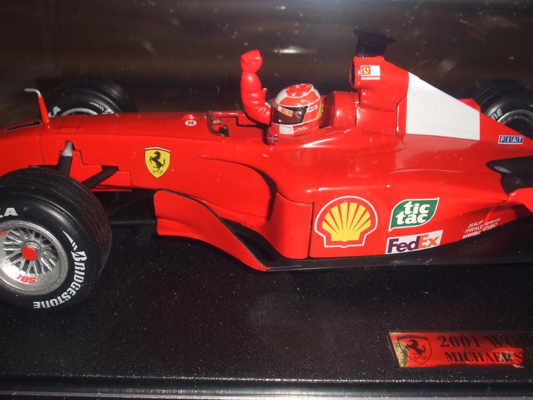 フェラーリ　Ｆ２００１　シューマッハ　＃１　ワールドチャンピオン　マテル