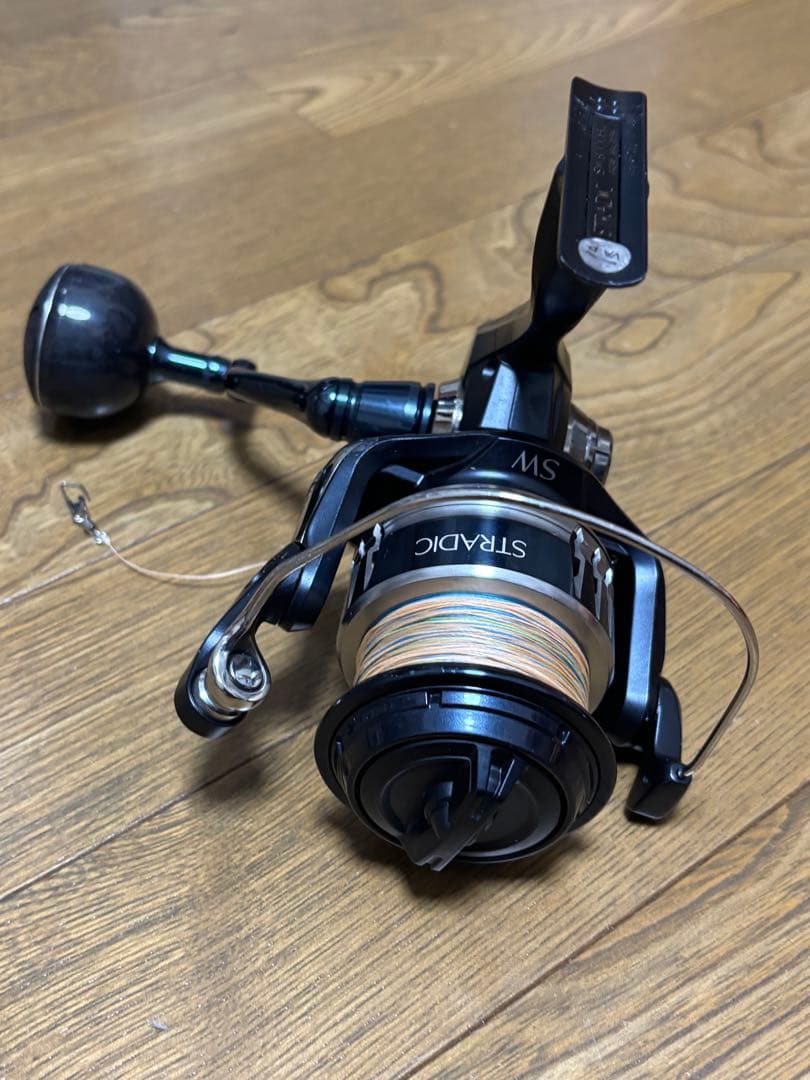 STRADIC スピニングリール 黒釣り