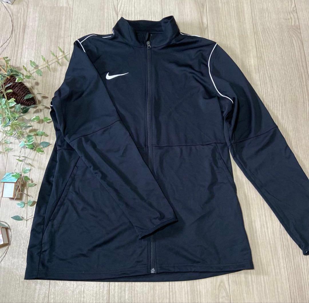 Nike ジャージ上下セット ブラック