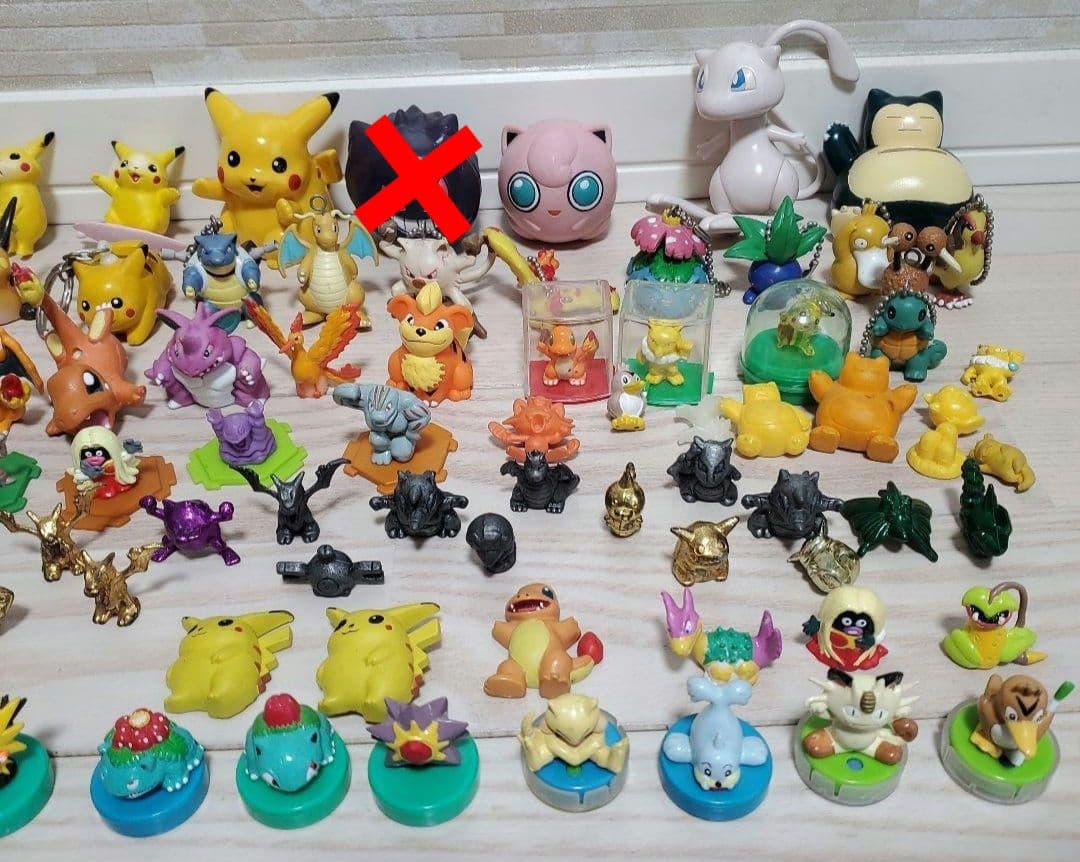【まとめ売り】ポケモン105体　キーホルダー　スタンプ　ソフビ　メタル