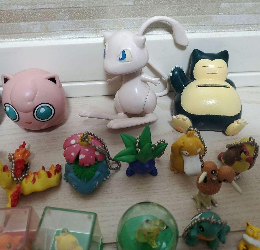 【まとめ売り】ポケモン105体　キーホルダー　スタンプ　ソフビ　メタル