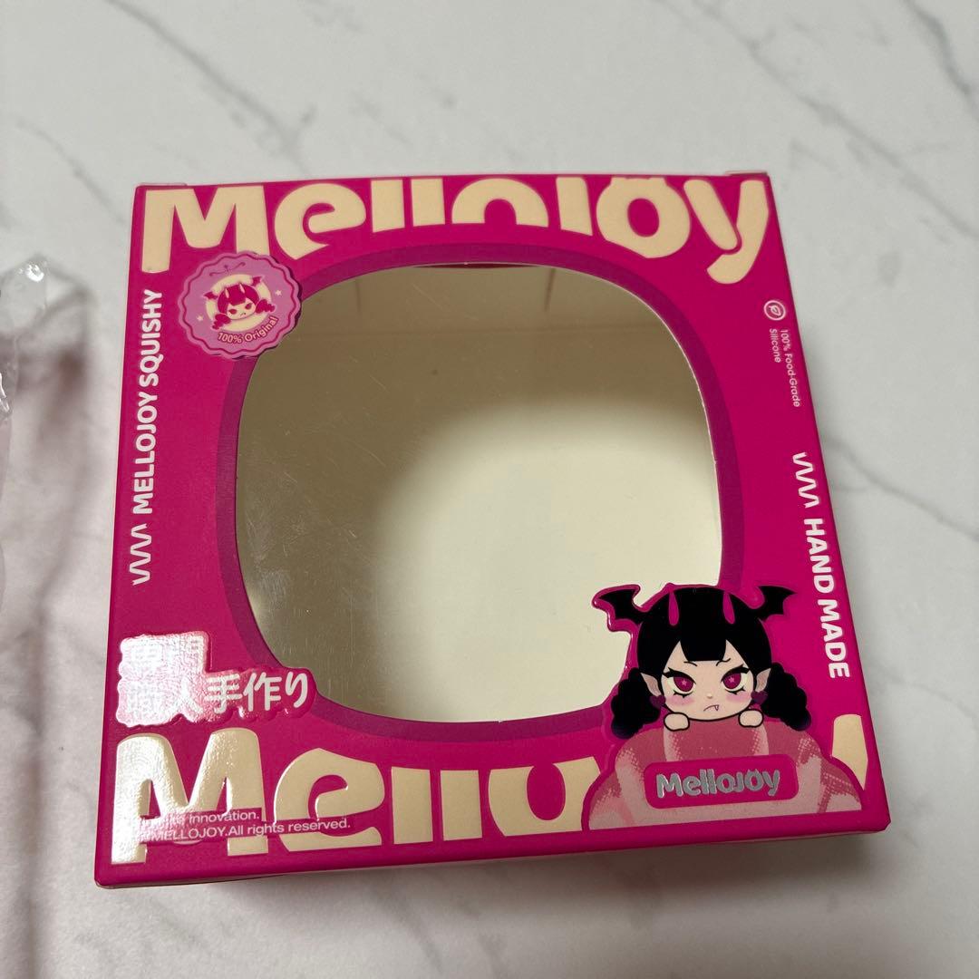 Melloloy スイーツ型スクイーズ ピンク/ホワイト