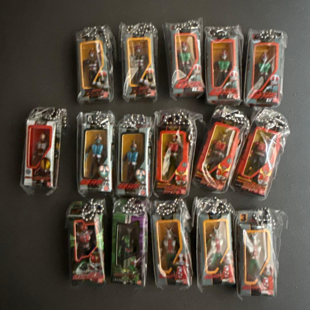 takページ仮面ライダーソフビパッケージチャーム(16点セット)