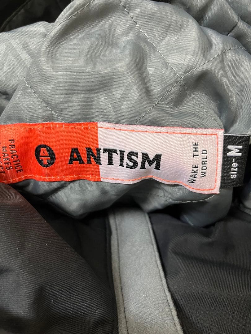 ANTISM スノーボードウェア フード付き（Ｍ）/ウェアパンツ（Ｌ）