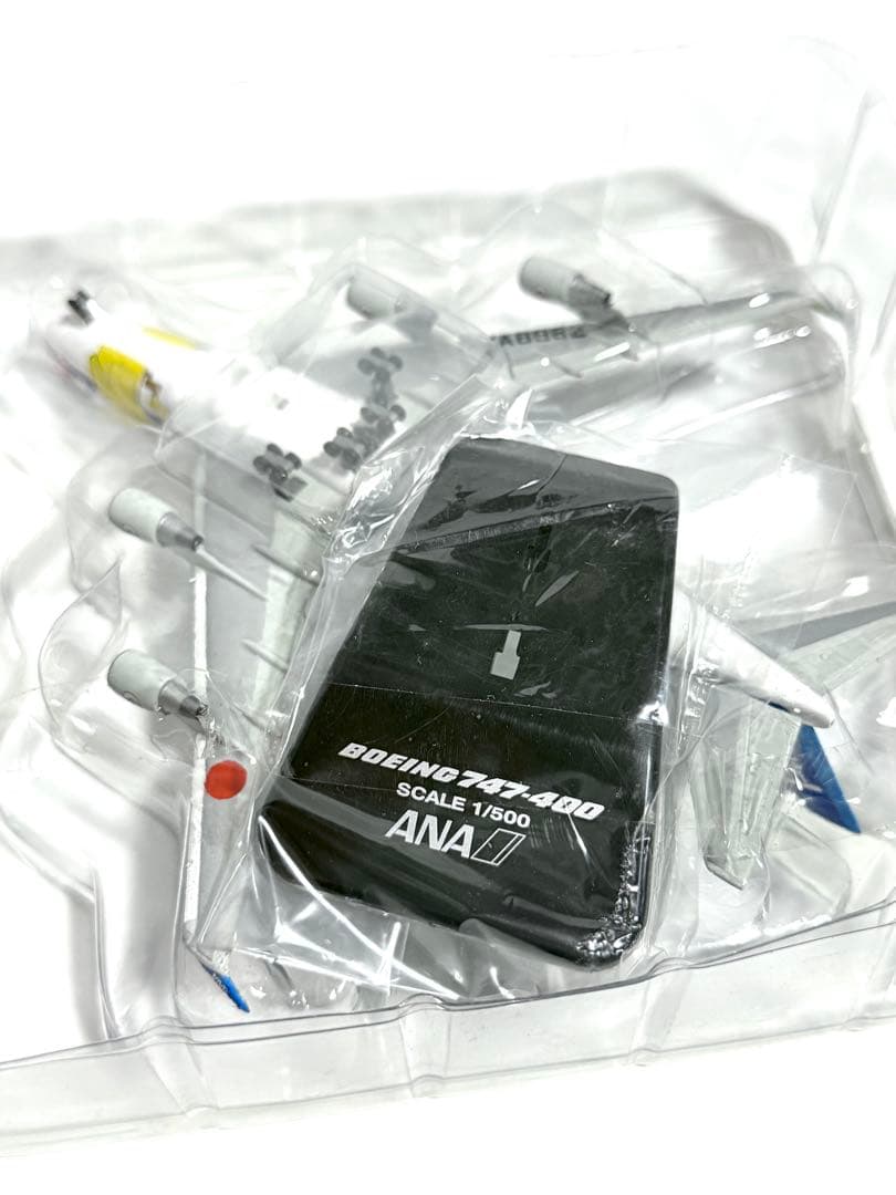全日空商事 1/500 B747-400 ANAポケモンジェット NH50028