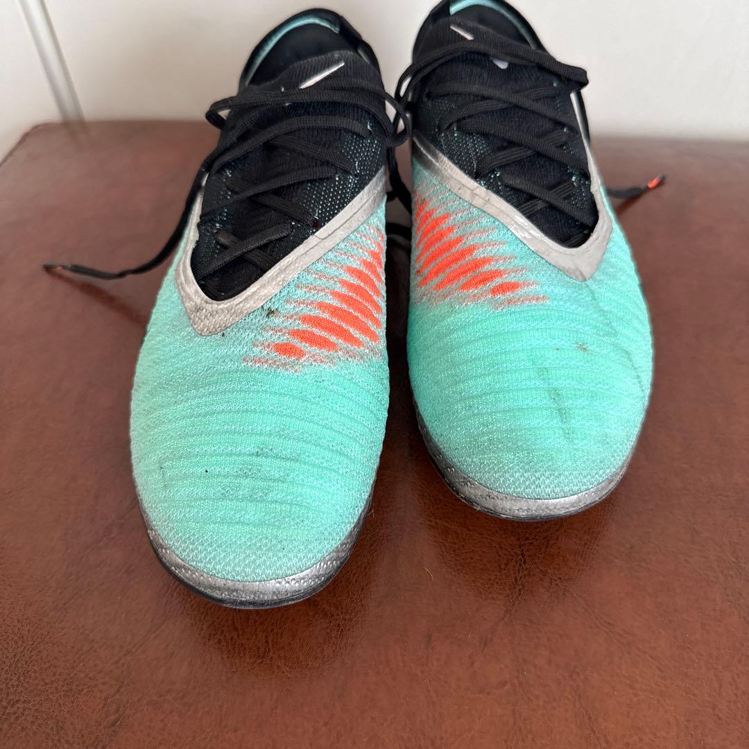Nike サッカースパイク ファントム 6 LOW エリート AG
