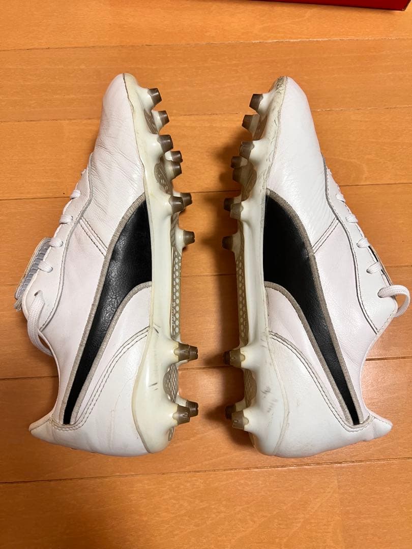 puma プーマ king top FG 26.5cm （ホワイト）