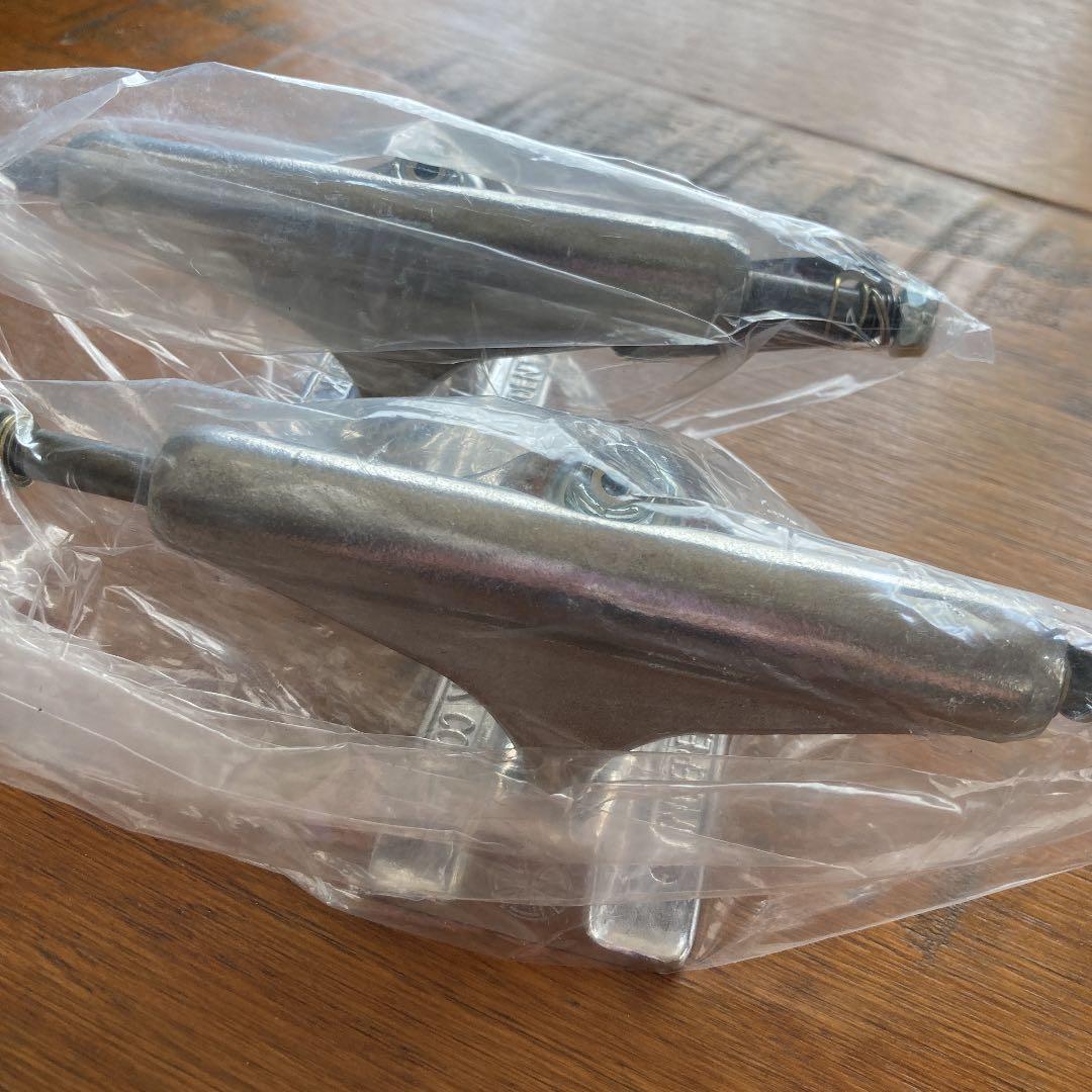 independent トラック 129 新品