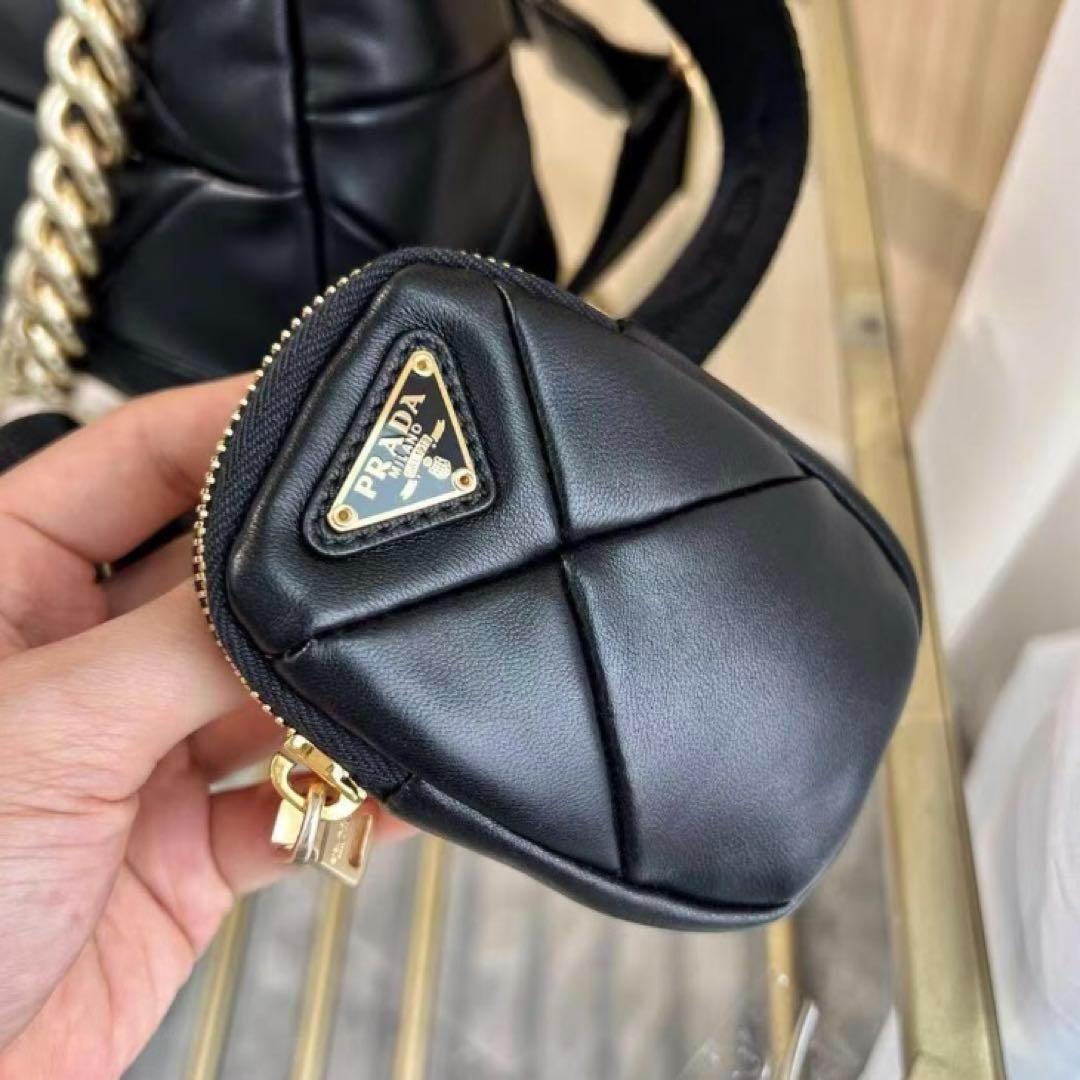PRADA プラダ　ショルダーバック 新品未使用