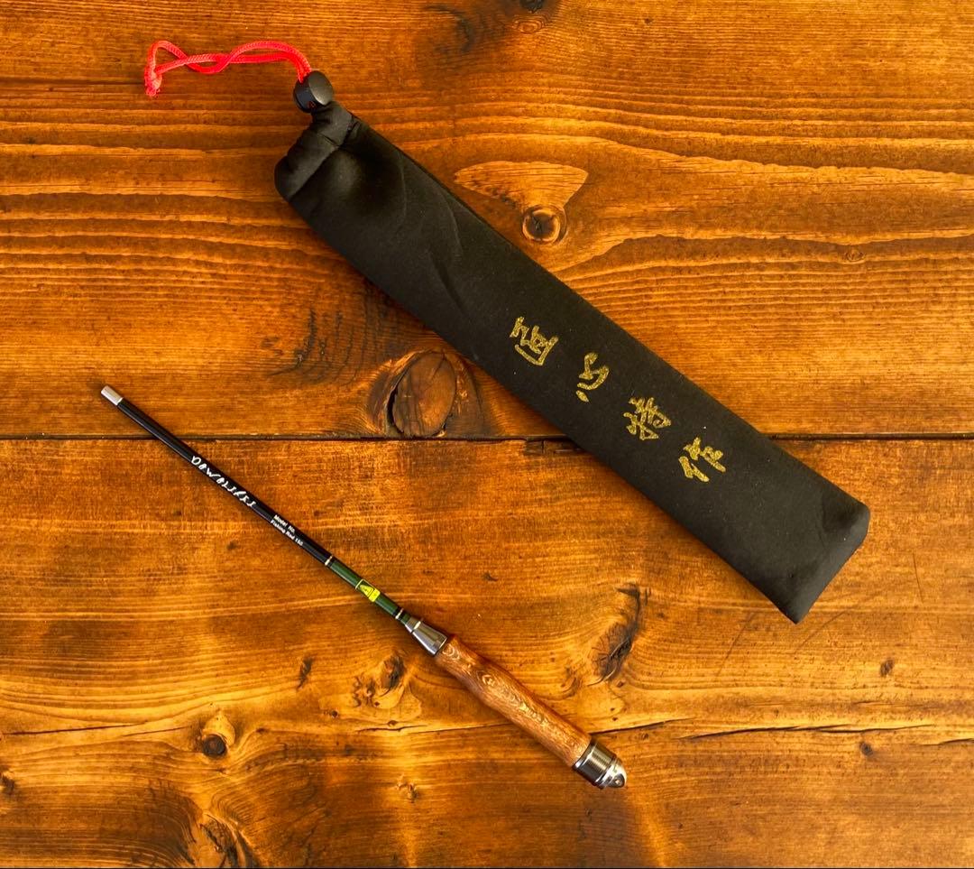 小物釣り竿　タナゴ竿　ブラック×グリーン　150cm ウッドグリップ　振り出し竿