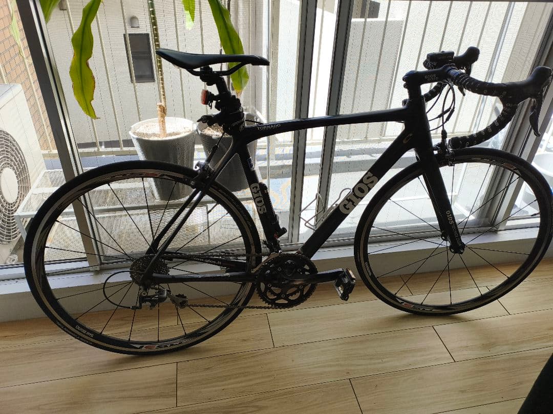 GIOS ロードバイク カーボン ブラック TORNADO SHIMANO105
