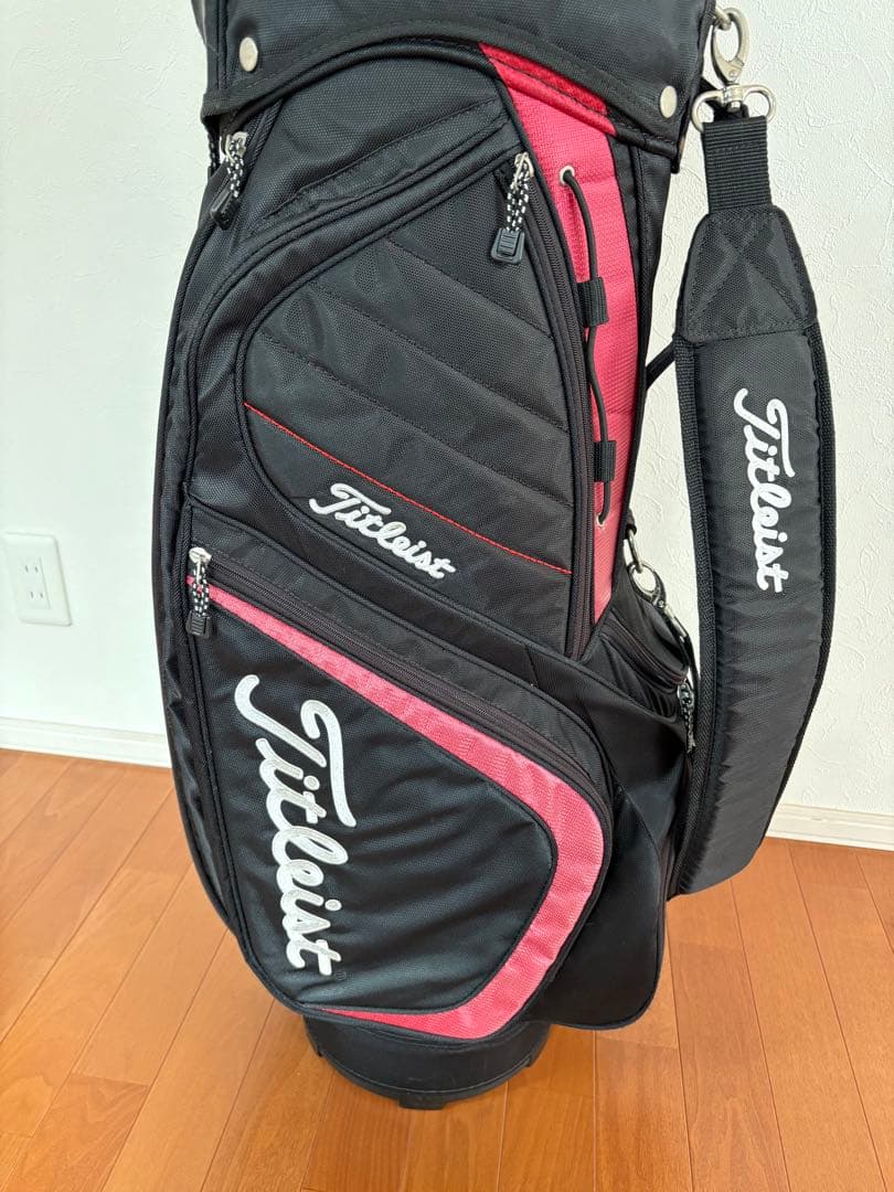 Titleist ゴルフバッグ 黒 赤