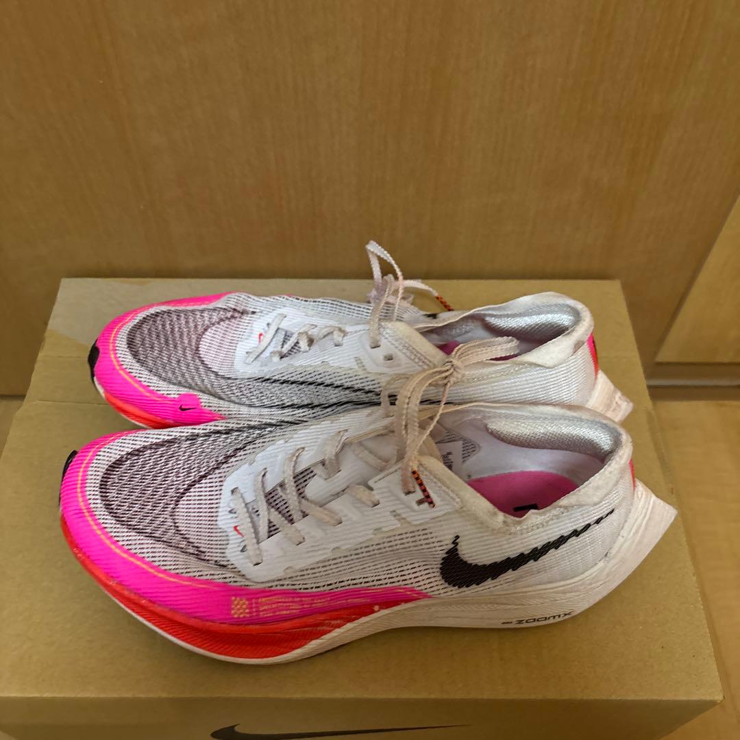 Nike ヴェイパーフライ2 25.5cmランニングシューズ ホワイト/ピンク