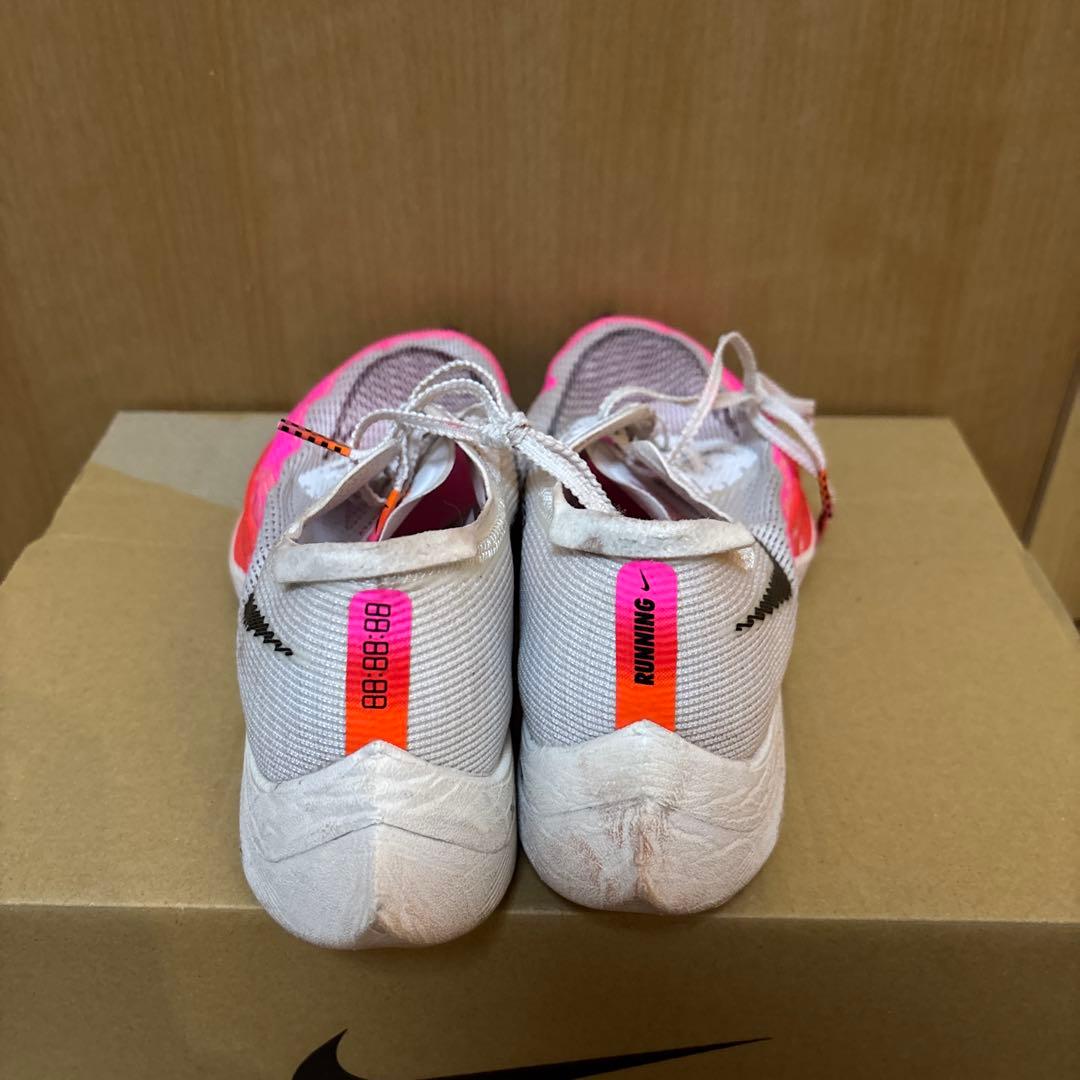 Nike ヴェイパーフライ2 25.5cmランニングシューズ ホワイト/ピンク