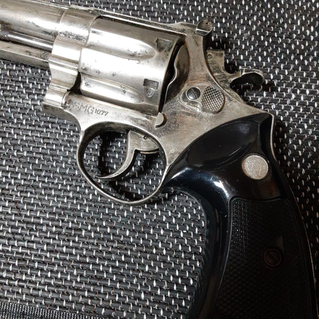 古い金属製リボルバー/SMコクサイ産業マグナム441/Smith&Wesson
