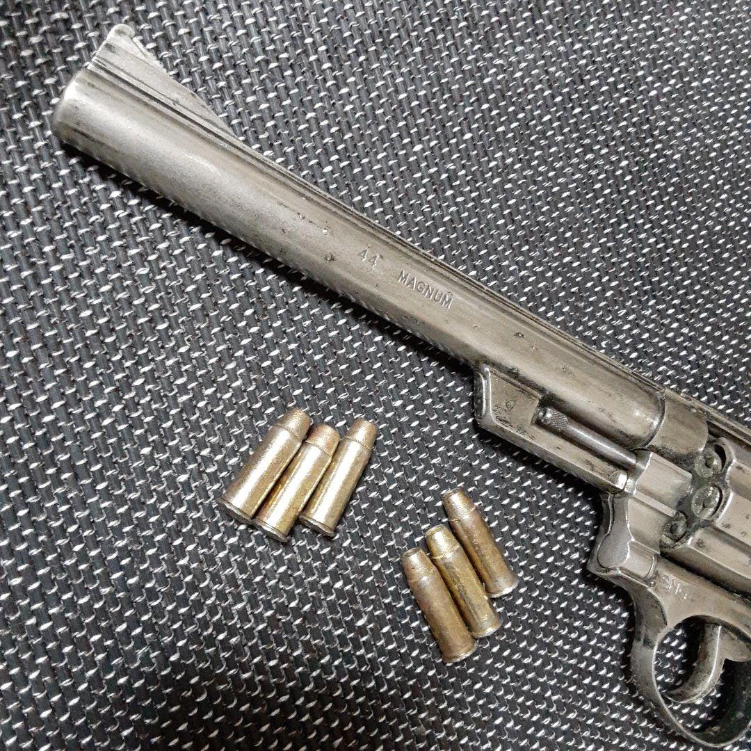 古い金属製リボルバー/SMコクサイ産業マグナム441/Smith&Wesson