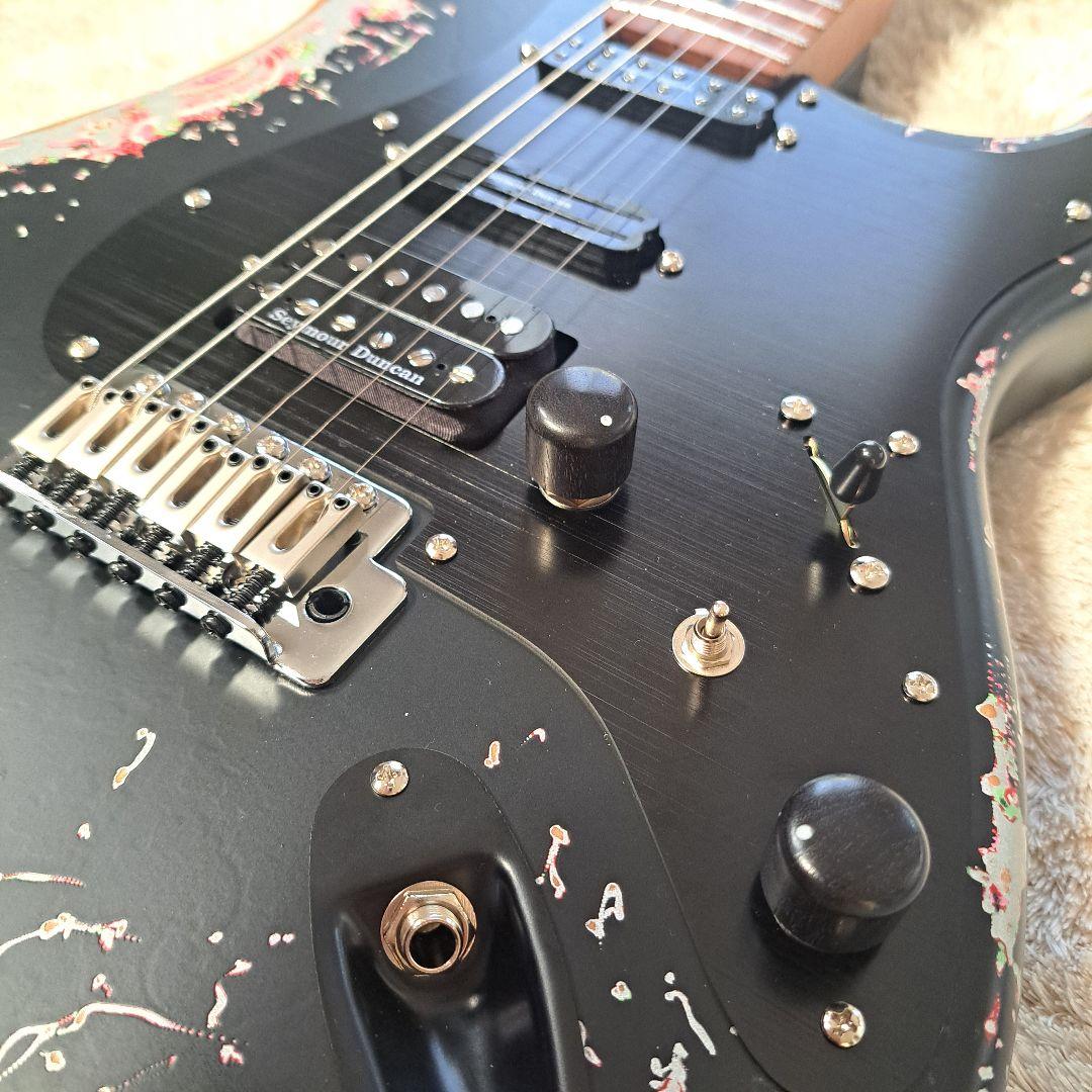 工房製作個性ストラト　レリック加工　ダンカン Pickups * 3 搭載