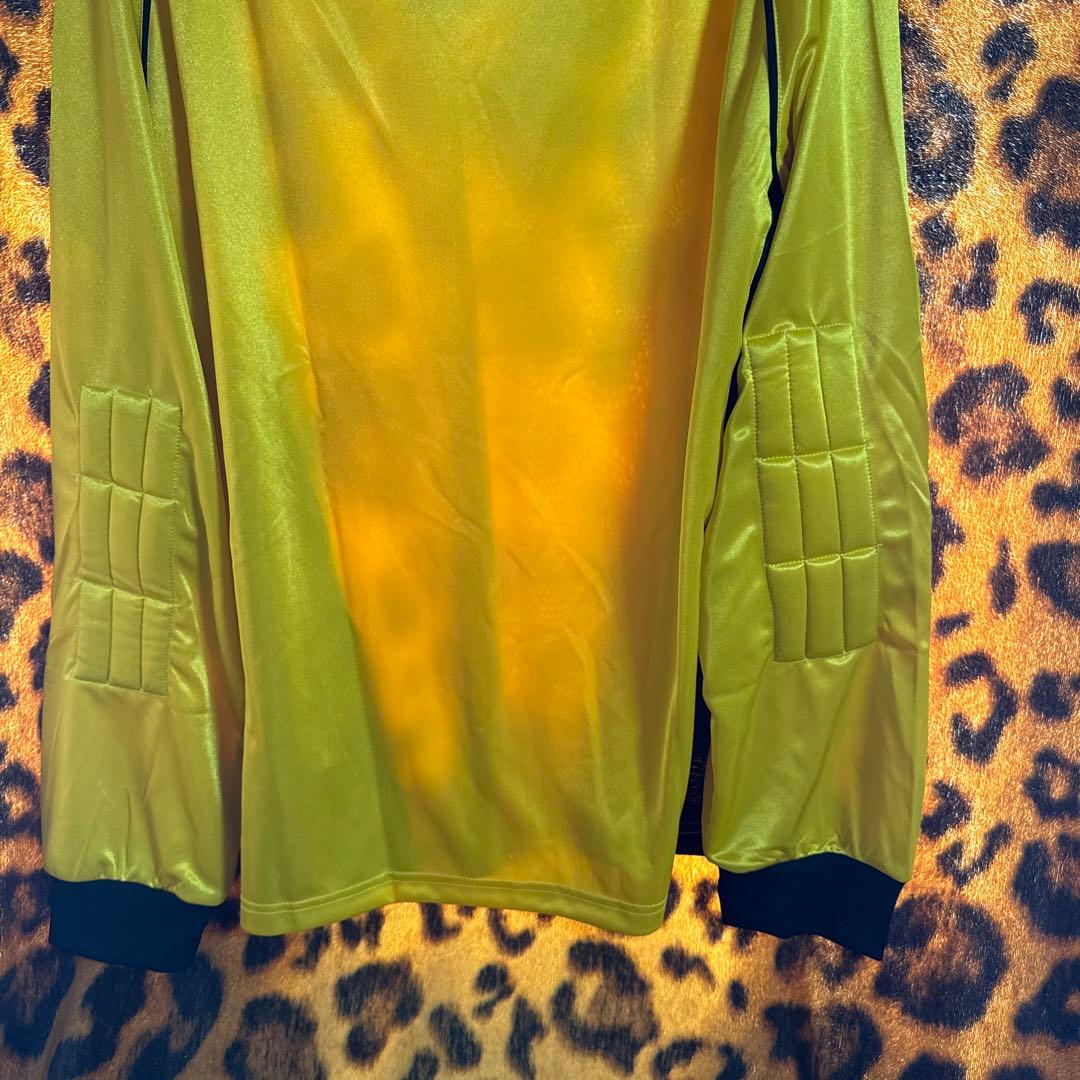 新品　キーパー３点　シャツ　パンツ　ソックス　XL size football