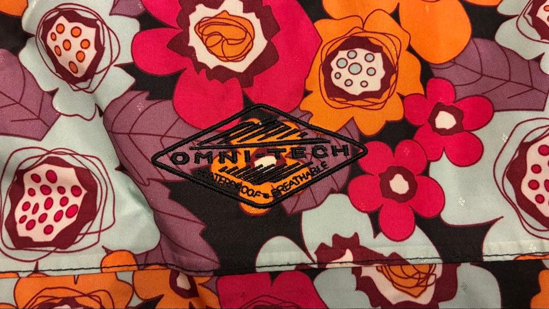 【美品】Columbia花柄スノーボードウェア 女性用