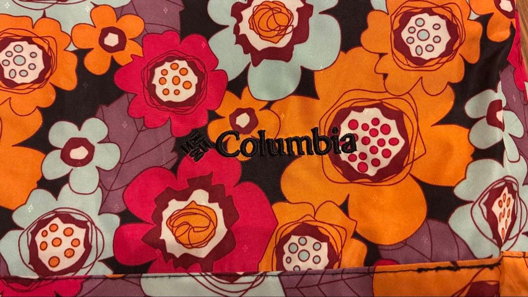 【美品】Columbia花柄スノーボードウェア 女性用