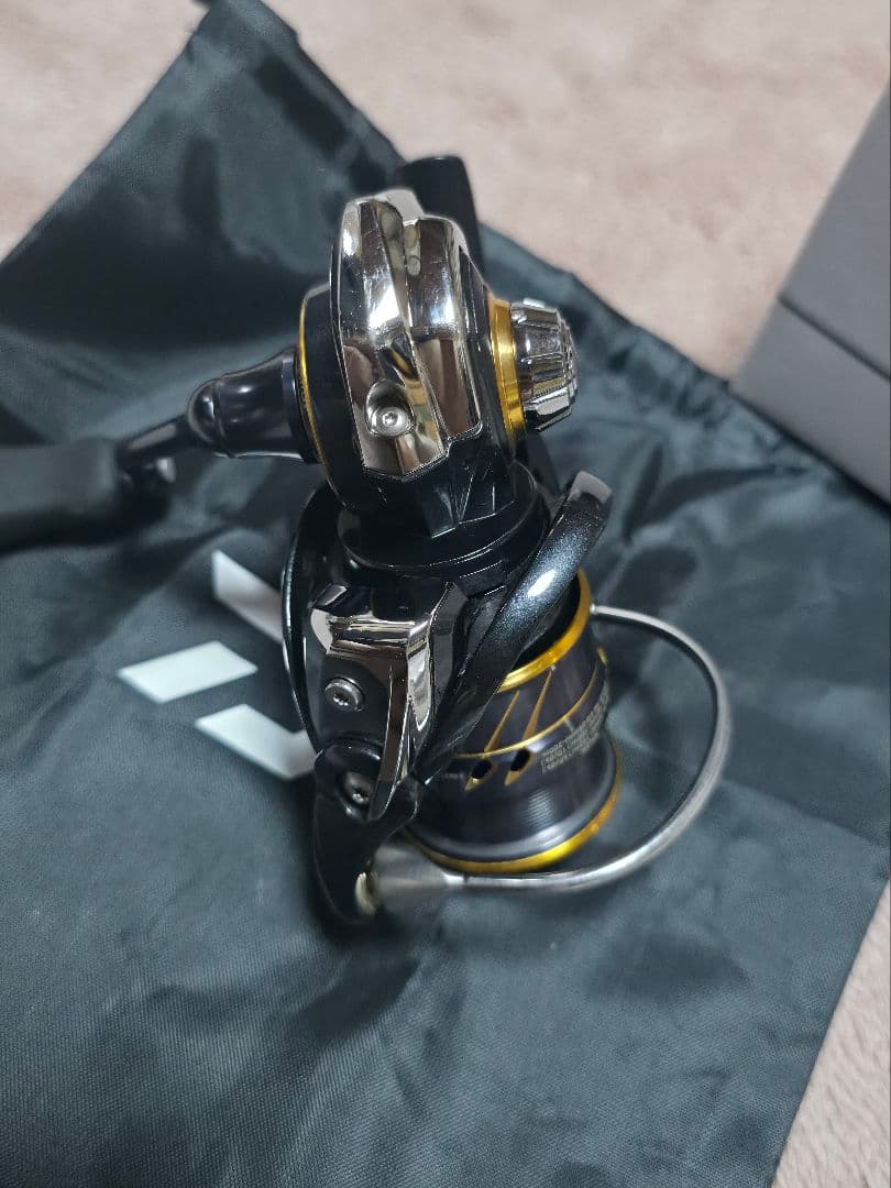 Daiwa CALDIA FC LT 2000S リール