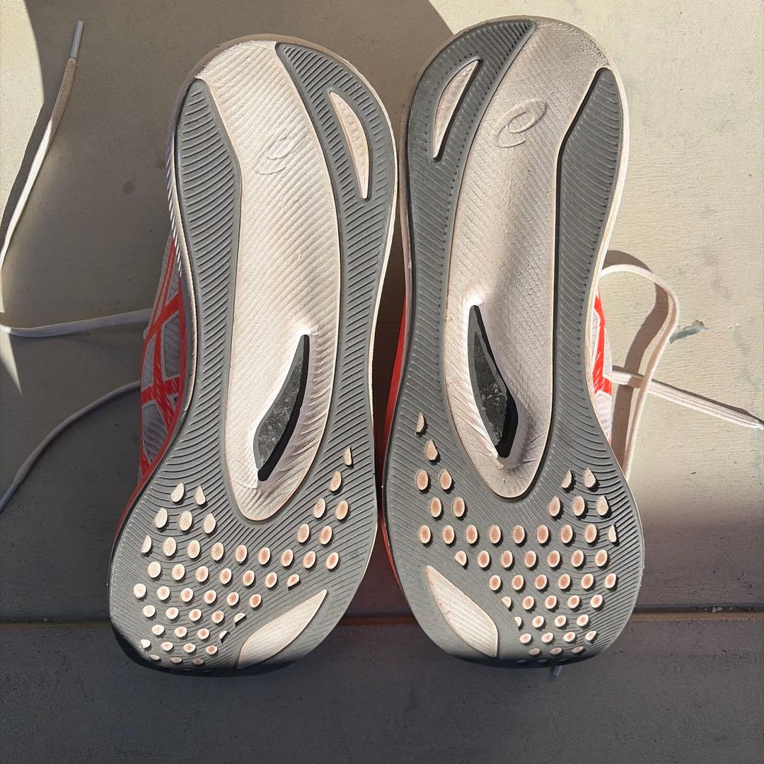 ASICS マジックスピード3