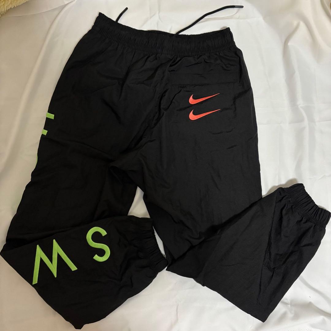 NIKE ナイキ　ウインドブレーカーパンツ　ナイロンパンツ