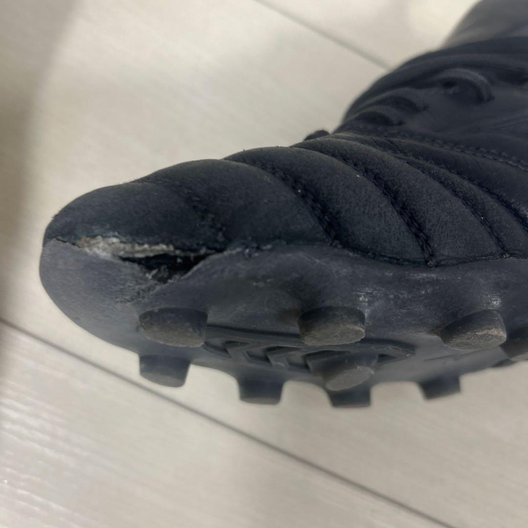 黒 サッカーシューズ クッション性あり
