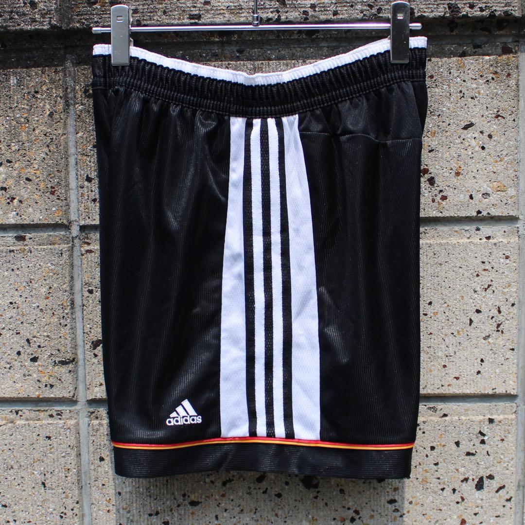 90' adidas ドイツ代表 ロゴ刺繍 3ライン入り 古着 ゲームパンツ