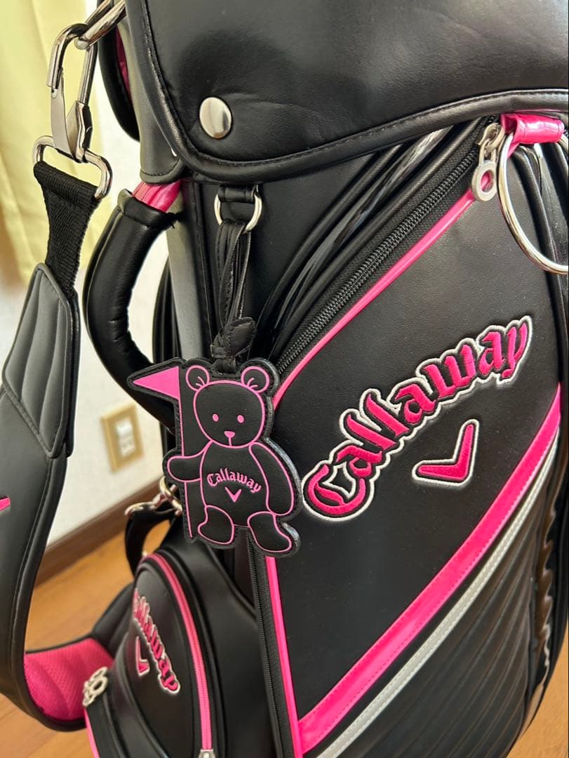 Callaway ゴルフバッグ・キャディバッグ ブラック/ピンク　２回程度使用❣️