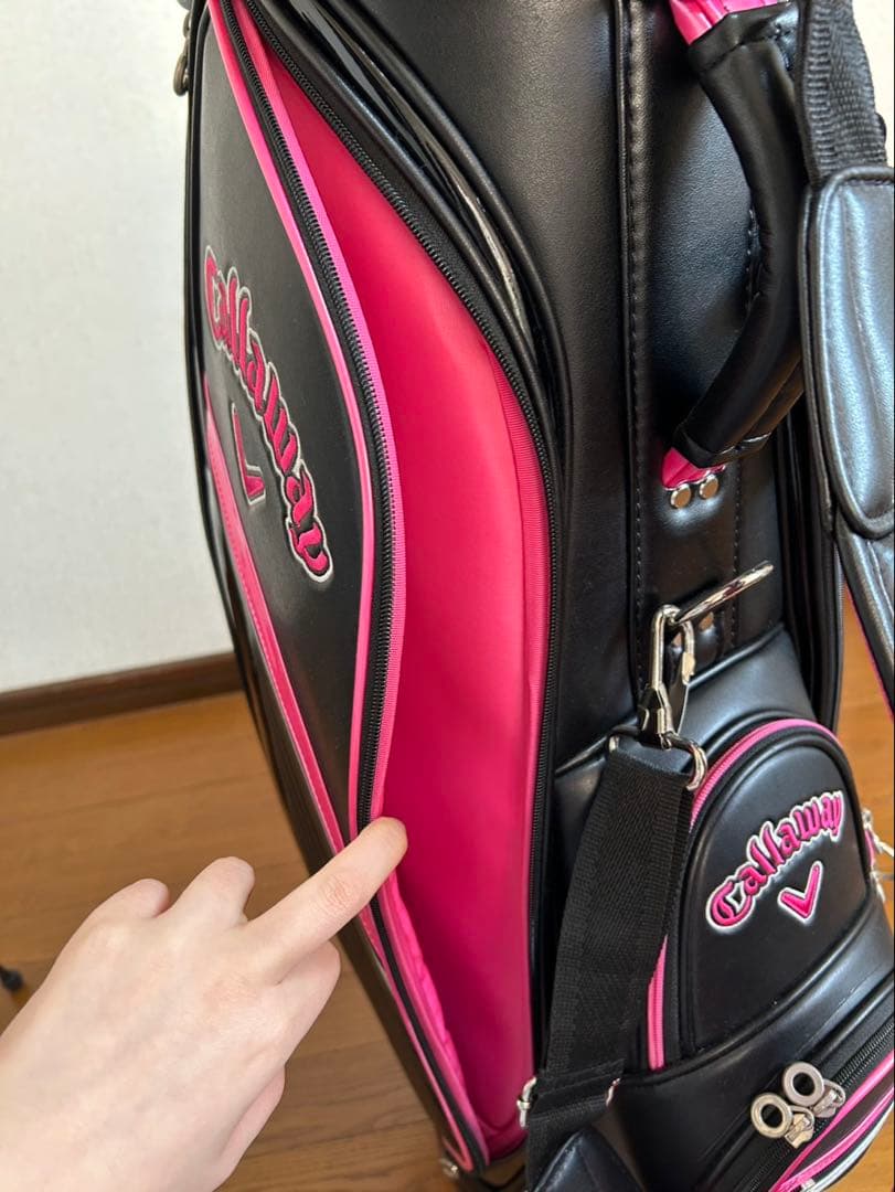 Callaway ゴルフバッグ・キャディバッグ ブラック/ピンク　２回程度使用❣️