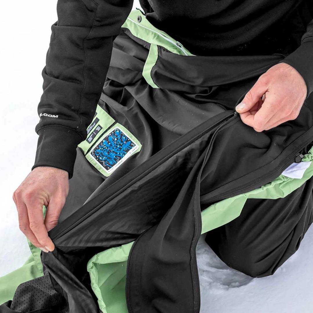 VOLCOM GORE-TEX スノーボードジャケット