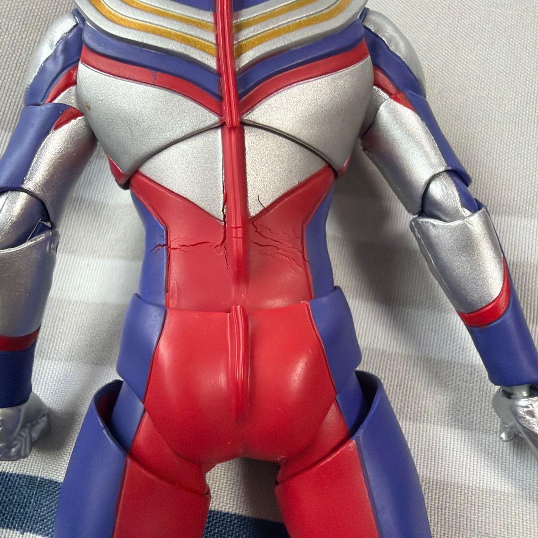 S.H.Figuarts 真骨彫製法 ウルトラマンティガ マルチタイプ