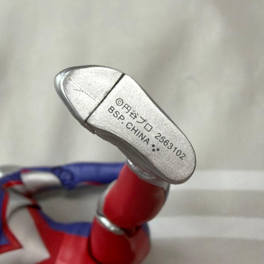 S.H.Figuarts 真骨彫製法 ウルトラマンティガ マルチタイプ